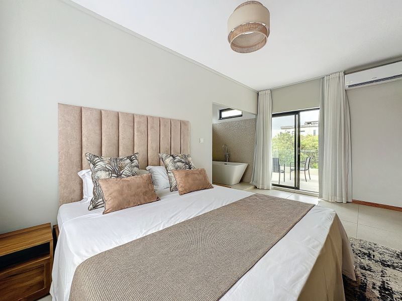 house 5 rooms for sale on Pereybere Pereybere House 5 rooms 265 m² Sale