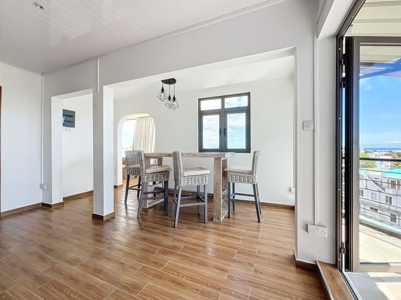 apartment 3 rooms for sale on Grand Baie Grand Baie Apartment 3 rooms 130 m² Sale