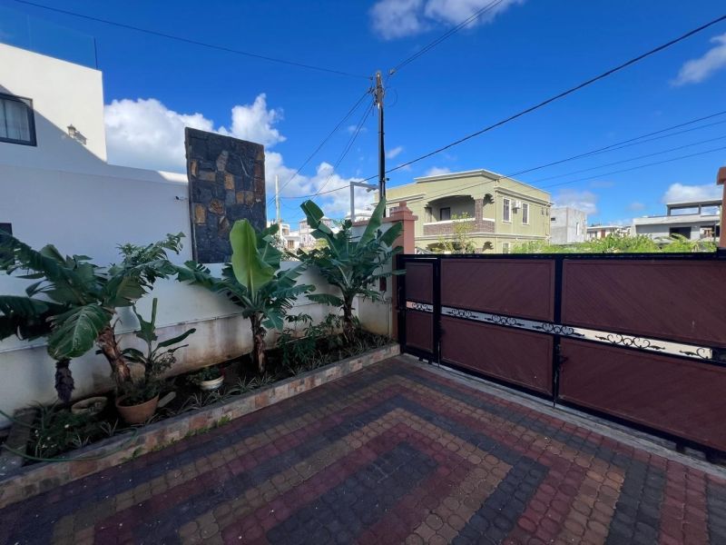 Mont Choisy Maison 8&nbsp;pièces 300&nbsp;m² Vente