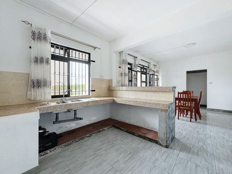 Mont Choisy Maison 8&nbsp;pièces 300&nbsp;m² Vente