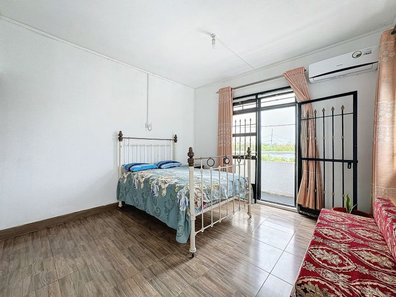 Mont Choisy Maison 8&nbsp;pièces 300&nbsp;m² Vente