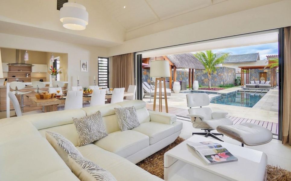 house 5 rooms for sale on Grand Baie Grand Baie House 5 rooms 301.69 m² Sale
