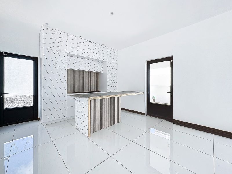 house 4 rooms for sale on Grand Baie Grand Baie House 4 rooms 157.9 m² Sale