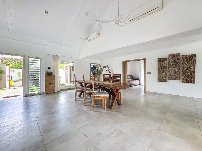 house 7 rooms for sale on Grand Baie Grand Baie House 7 rooms 400 m² Sale