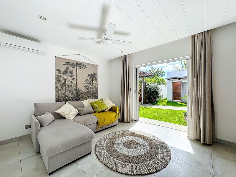 house 7 rooms for sale on Grand Baie Grand Baie House 7 rooms 400 m² Sale