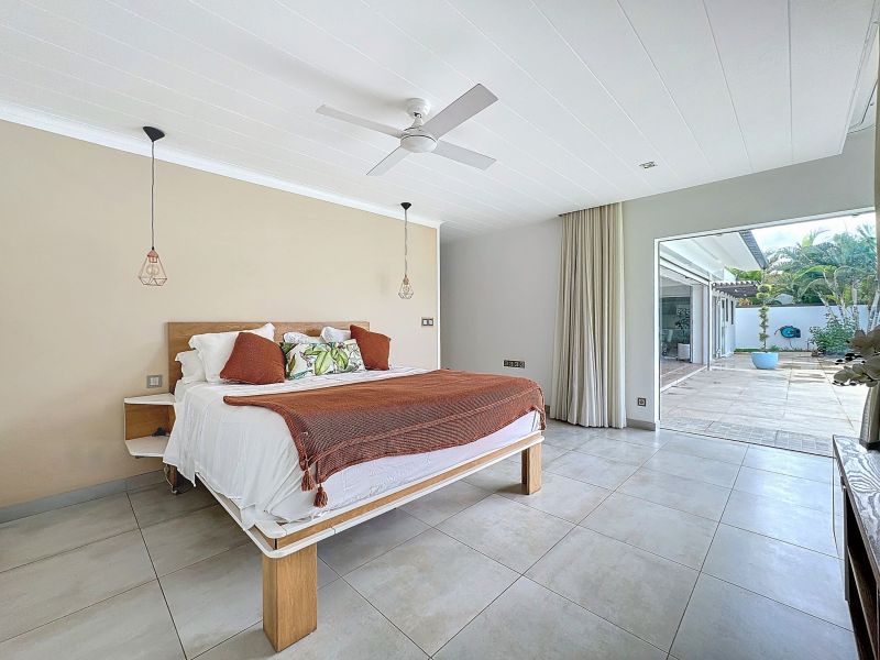 house 7 rooms for sale on Grand Baie Grand Baie House 7 rooms 400 m² Sale