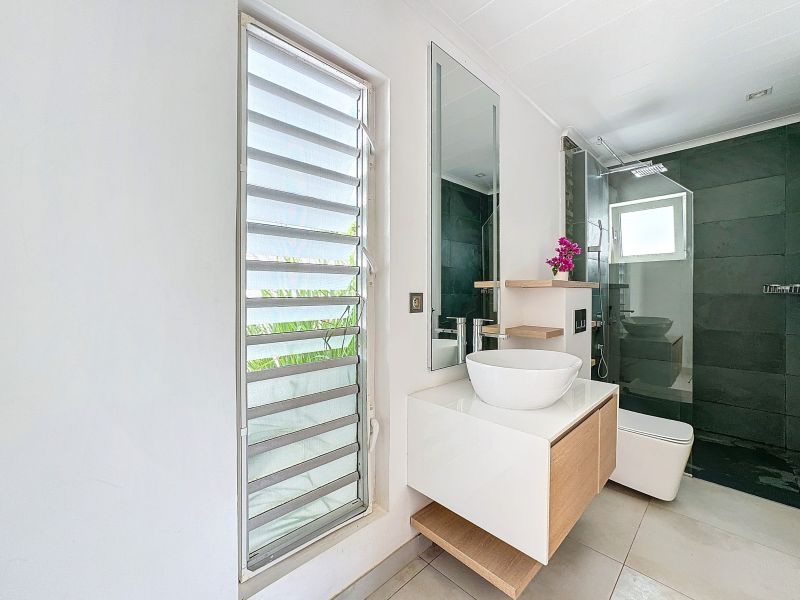 house 7 rooms for sale on Grand Baie Grand Baie House 7 rooms 400 m² Sale