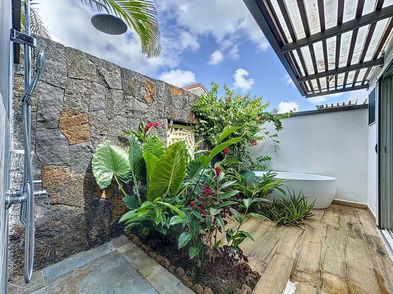 house 7 rooms for sale on Grand Baie Grand Baie House 7 rooms 400 m² Sale