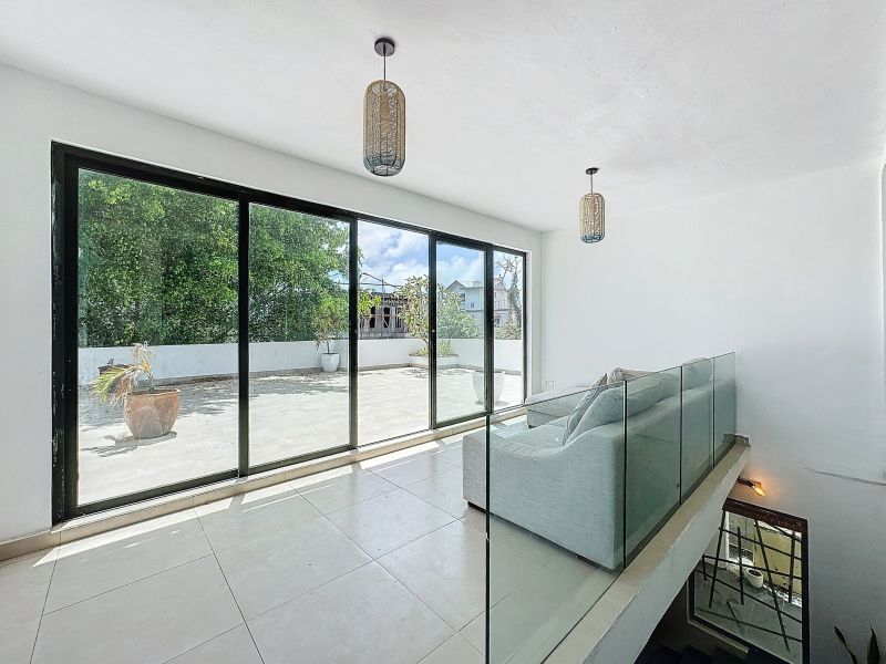 house 6 rooms for sale on Pereybere Pereybere House 6 rooms 240 m² Sale