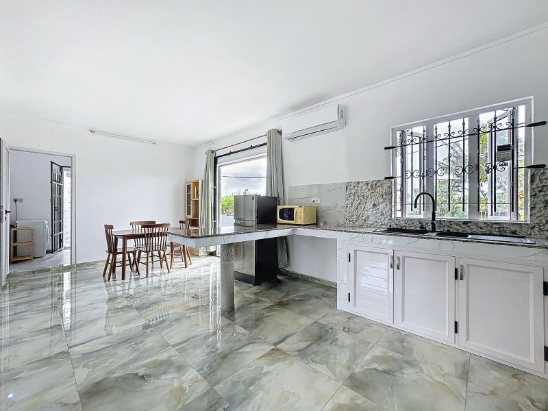 apartment 4 rooms for rent on Pereybere Pereybere Apartment 4 rooms 80 m² Rental