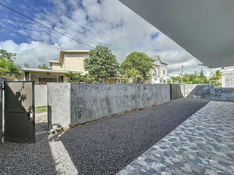 apartment 4 rooms for rent on Pereybere Pereybere Apartment 4 rooms 80 m² Rental