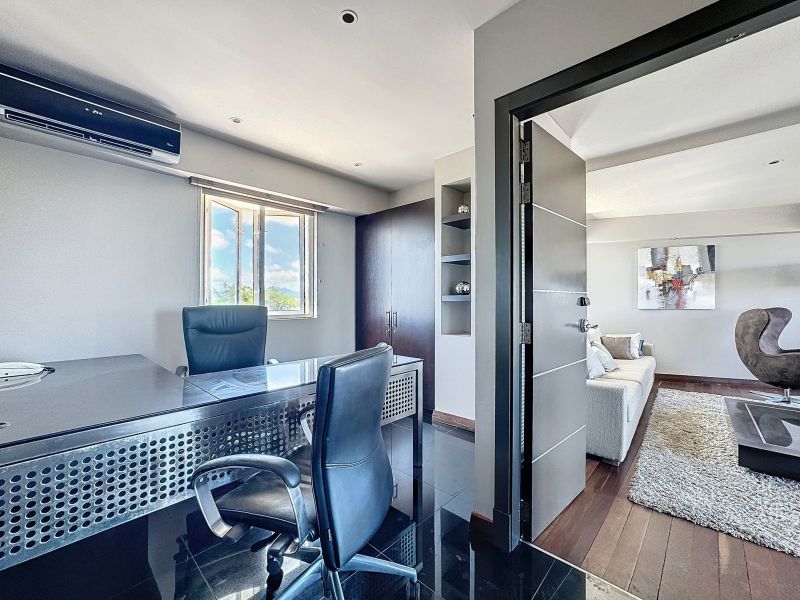 Grand Baie Business premises 125 m² Sale