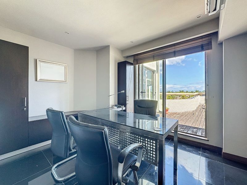 Grand Baie Business premises 125 m² Sale