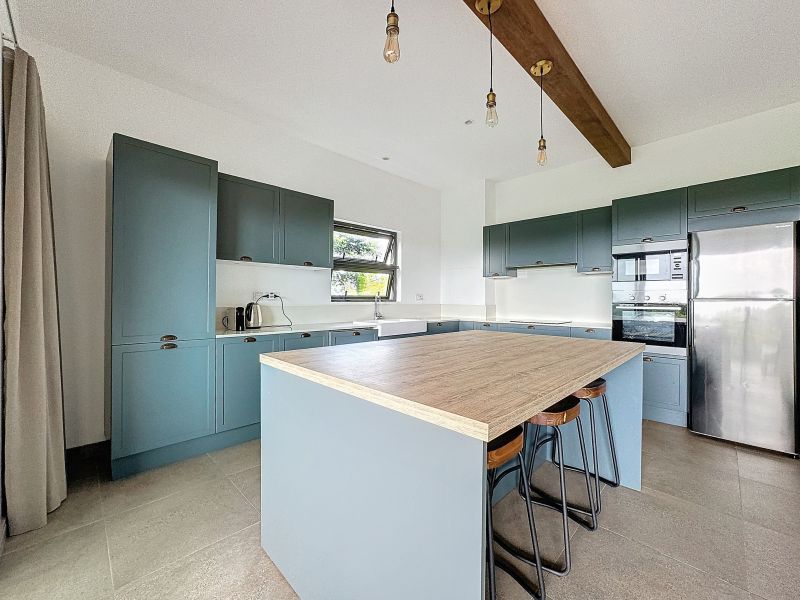 Saint Antoine Appartement 4&nbsp;pièces 154.5&nbsp;m² Vente