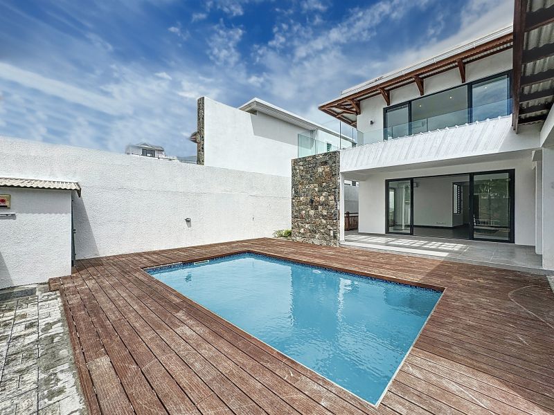 Trou aux Biches House 6 rooms 317 m² Sale