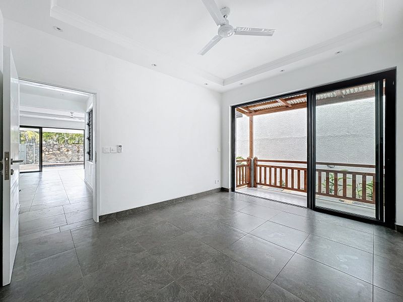 Trou aux Biches House 6 rooms 317 m² Sale