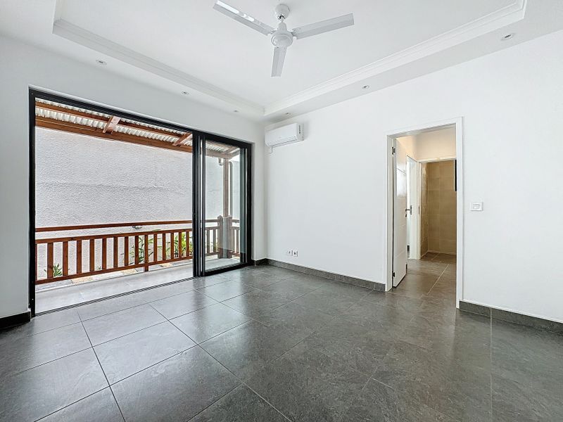 Trou aux Biches House 6 rooms 317 m² Sale