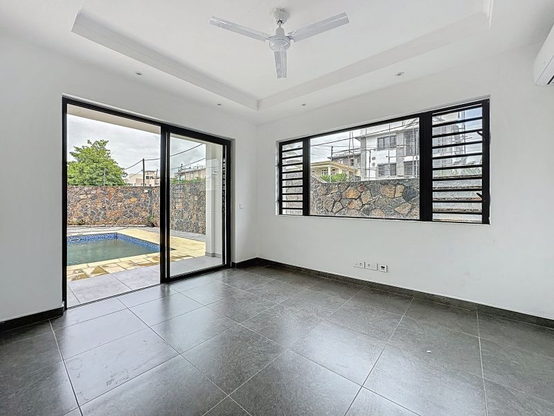 house 5 rooms for sale on Trou aux Biches Trou aux Biches House 5 rooms 243 m² Sale