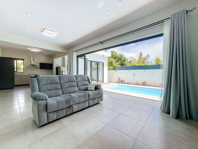 house 7 rooms for rent on Trou aux Biches Trou aux Biches House 7 rooms 294.5 m² Rental