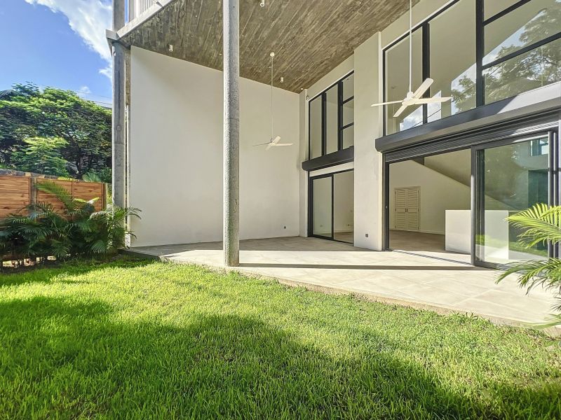 Pointe Aux Canonniers Appartement 4 pièces 142 m² Vente