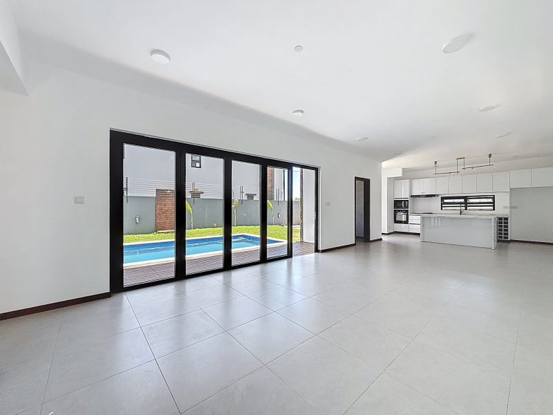 maison 6 pièces en vente sur Pereybere Pereybere Maison 6 pièces 221.92 m² Vente