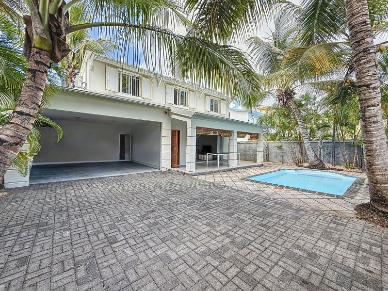 house 5 rooms for sale on Pereybere Pereybere House 5 rooms 185 m² Sale