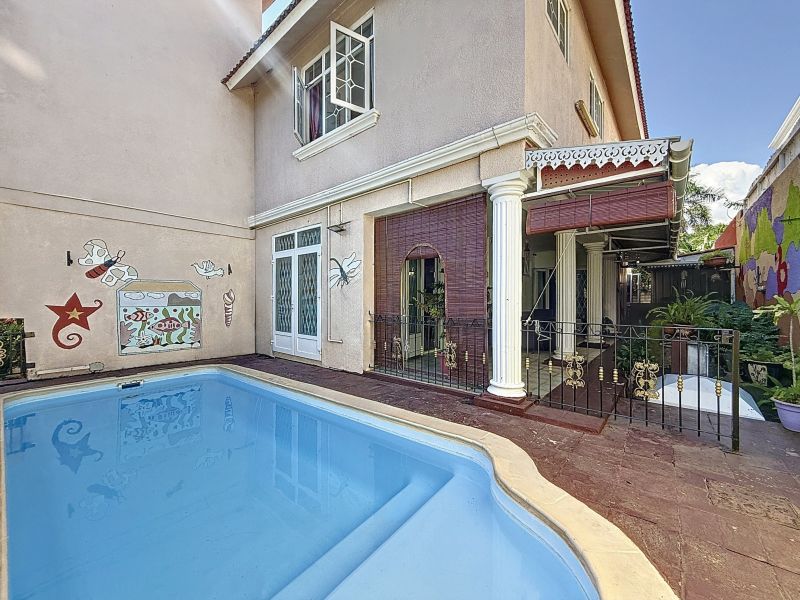 maison 8 pièces en vente sur Trou aux Biches Trou aux Biches Maison 8 pièces 272 m² Vente