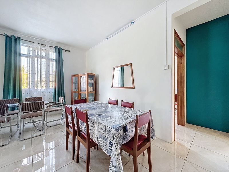 maison 9 pièces en vente sur Trou aux Biches Trou aux Biches Maison 9 pièces 235 m² Vente