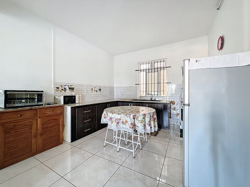 maison 9 pièces en vente sur Trou aux Biches Trou aux Biches Maison 9 pièces 235 m² Vente