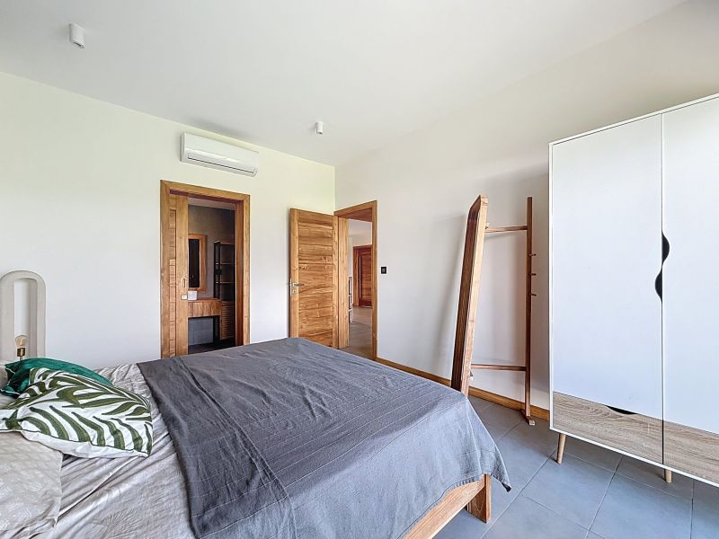 apartment 4 rooms for sale on Pereybere Pereybere Apartment 4 rooms 121.14 m² Sale