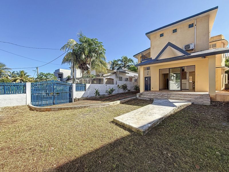 maison 8 pièces en vente sur Pointe aux Piments Pointe aux Piments Maison 8 pièces 250 m² Vente