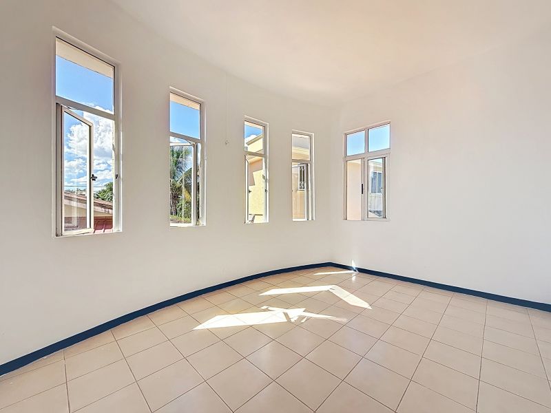 maison 8 pièces en vente sur Pointe aux Piments Pointe aux Piments Maison 8 pièces 250 m² Vente