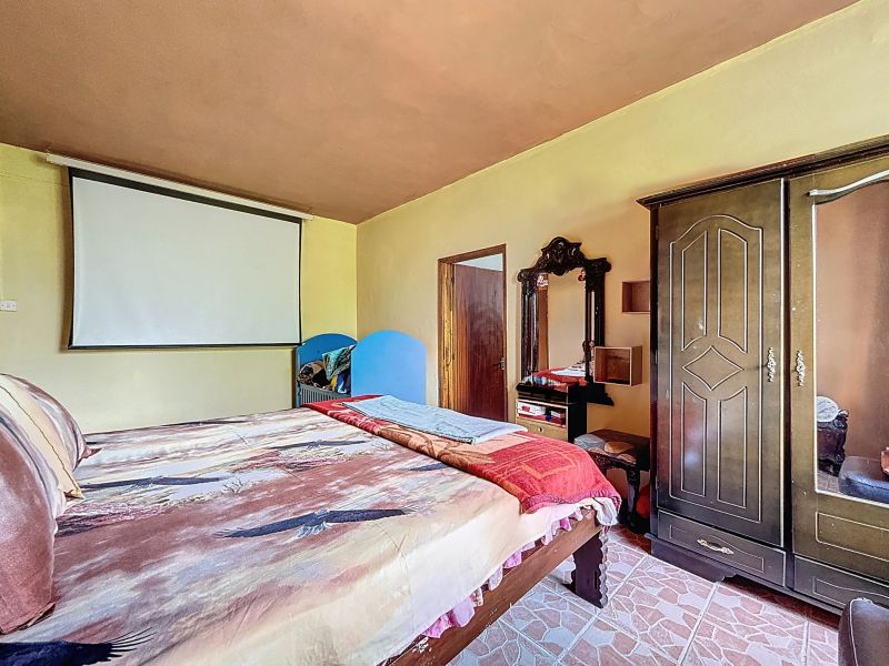 Terre Rouge Maison 9 pièces 243 m² Vente