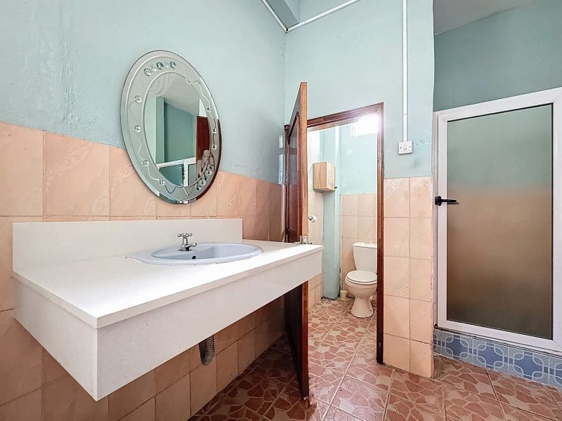 Terre Rouge Maison 9 pièces 243 m² Vente