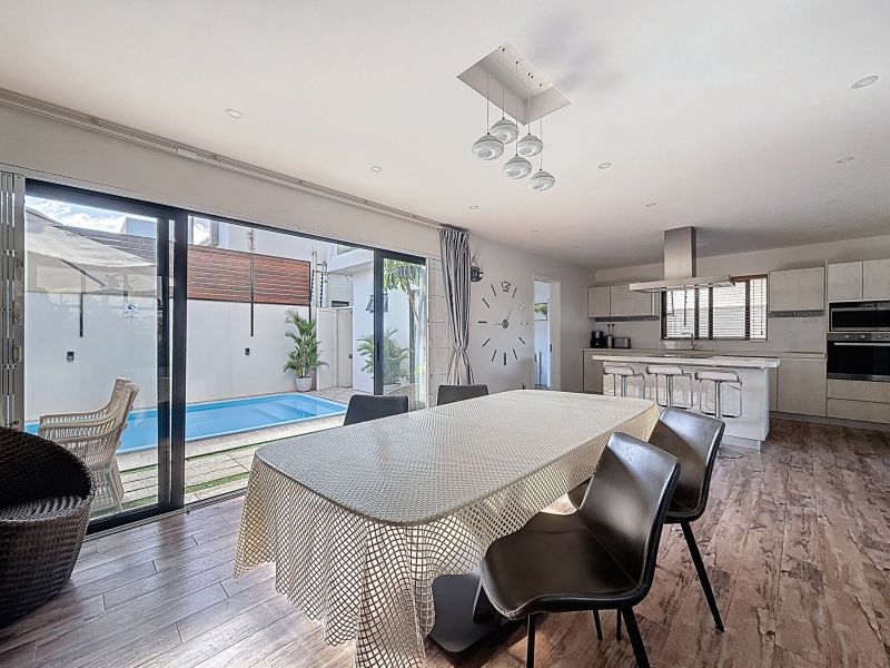 Trou aux Biches Maison 6&nbsp;pièces 191.89&nbsp;m² Vente