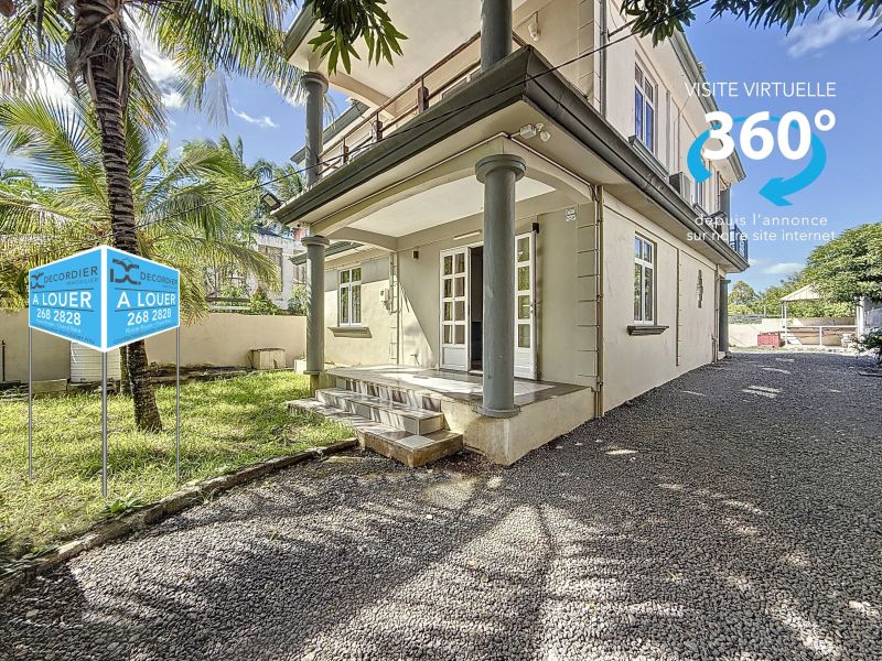 Pereybere Maison 5 pièces 177.66 m² Location
