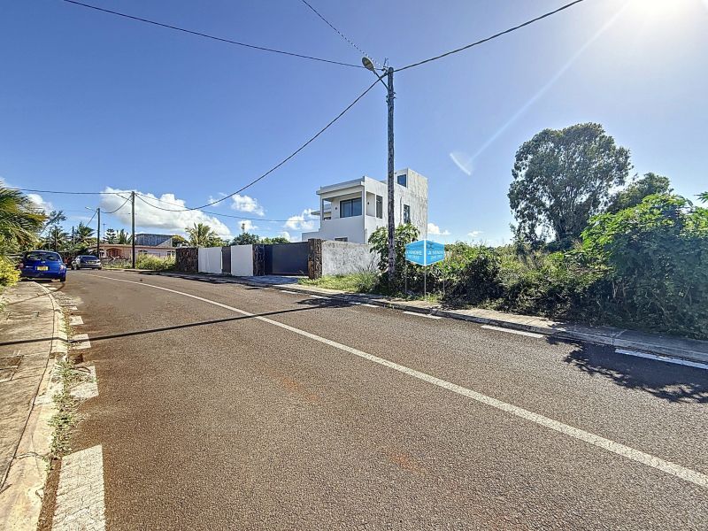 Saint Antoine Terrain 1097.3 m² Vente