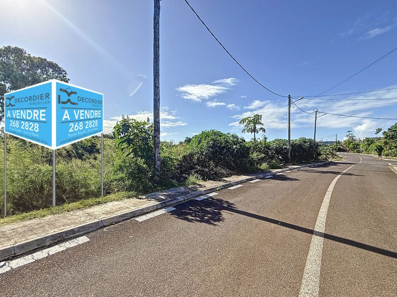 Saint Antoine Terrain 1097.3 m² Vente