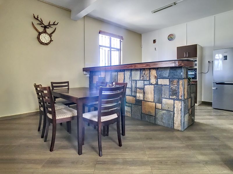 Grand Baie Maison 6 pièces 258.63 m² Location