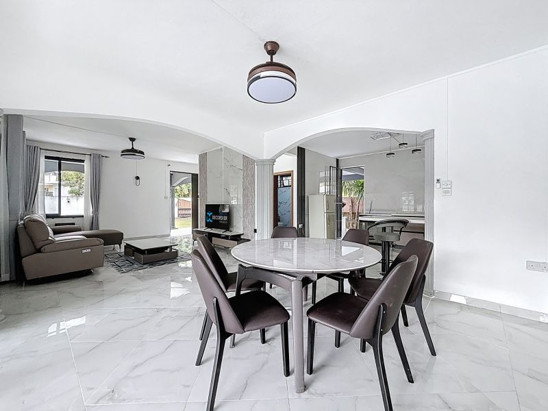 Bain Boeuf House 5 rooms 140 m² Rental