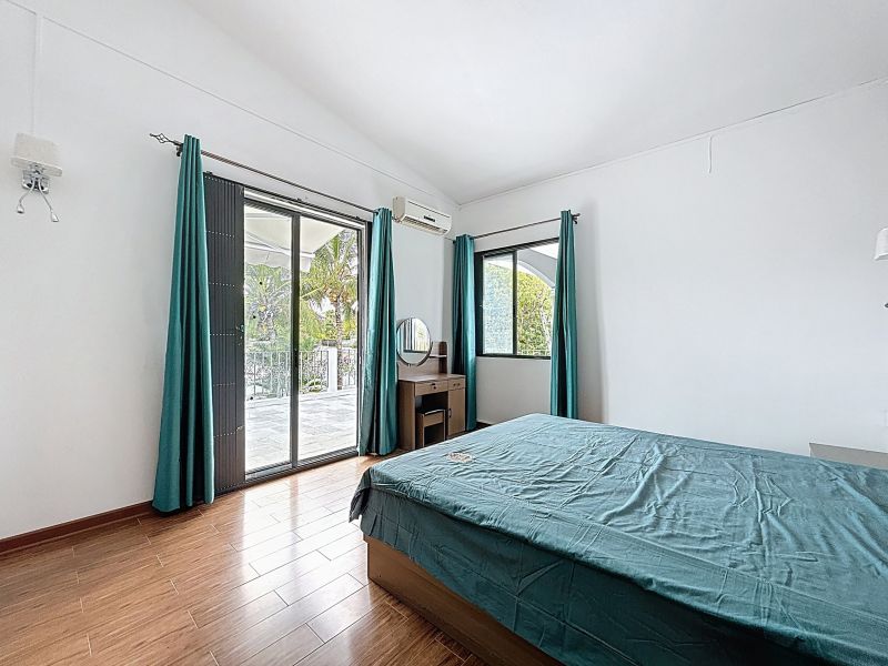 Bain Boeuf House 5 rooms 140 m² Rental