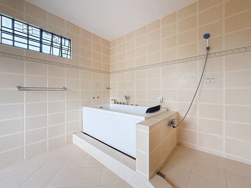 Bain Boeuf House 5 rooms 140 m² Rental