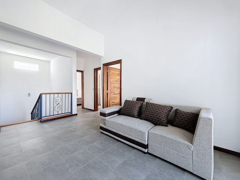 Pereybere House 8 rooms 144 m² Rental