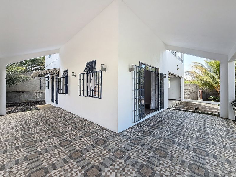Pereybere House 8 rooms 144 m² Rental