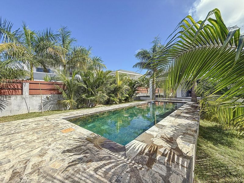 Pereybere House 8 rooms 144 m² Rental