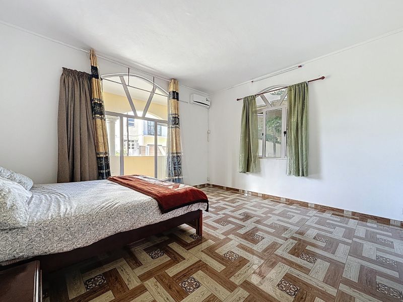 Mont Choisy Maison 9&nbsp;pièces 287.79&nbsp;m² Vente