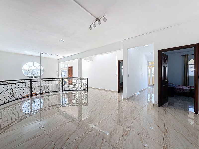 Mont Choisy Maison 9&nbsp;pièces 287.79&nbsp;m² Vente