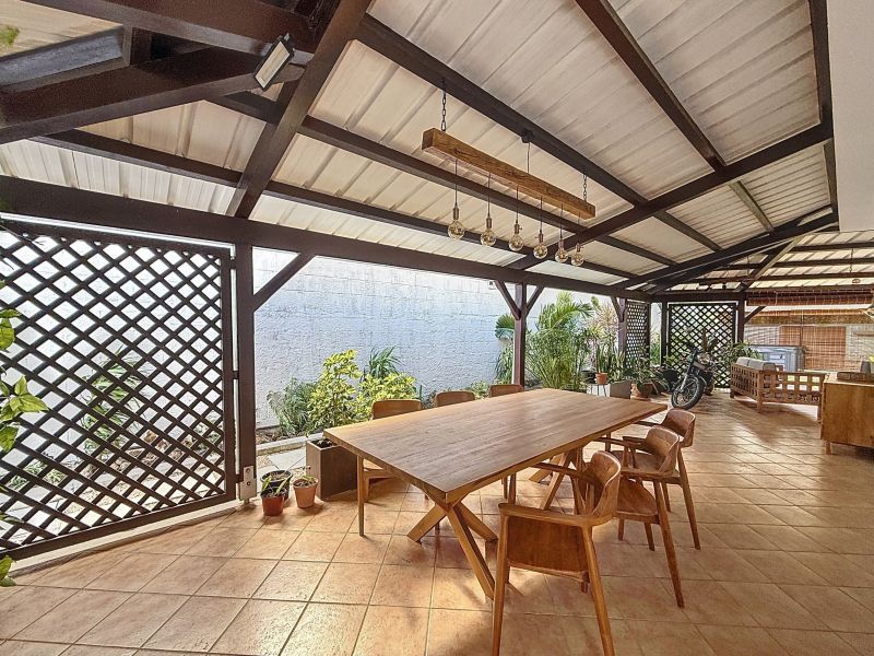 maison 5 pièces en vente sur Calodyne Calodyne Maison 5 pièces 220 m² Vente