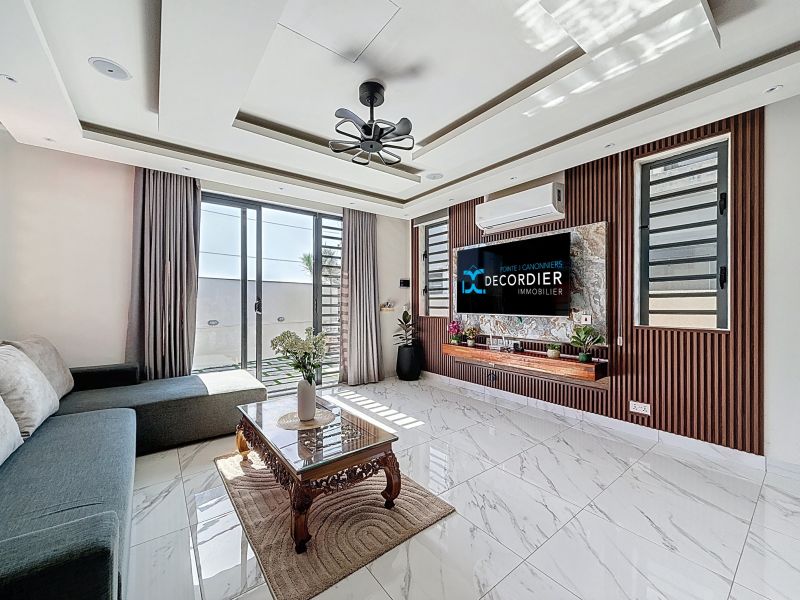 Grand Baie Maison 5 pièces 249 m² Location