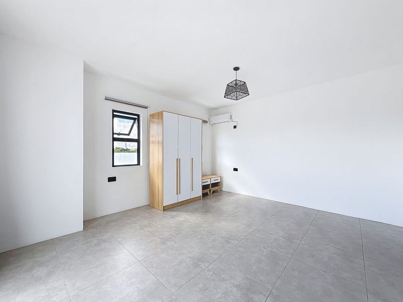 Pereybere Maison 5 pièces 148.11 m² Location